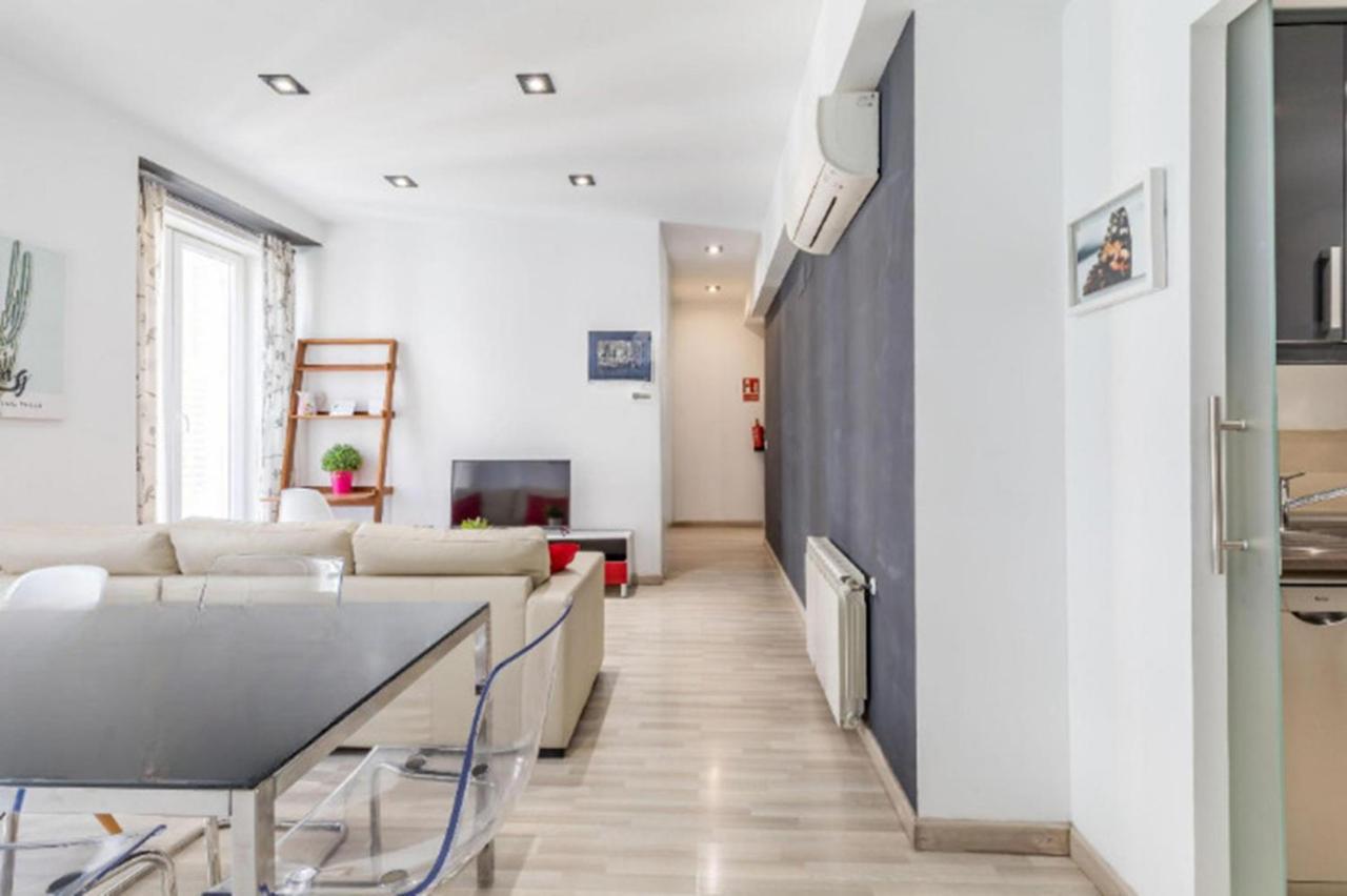 מדריד Spacious Flat Puerta Del Sol מראה חיצוני תמונה