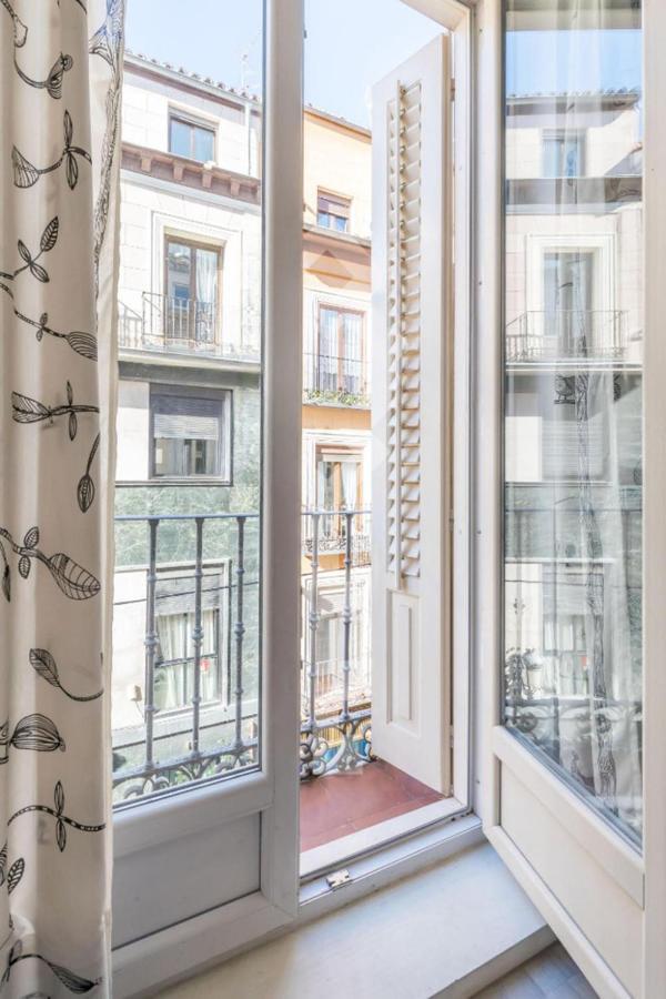 מדריד Spacious Flat Puerta Del Sol מראה חיצוני תמונה