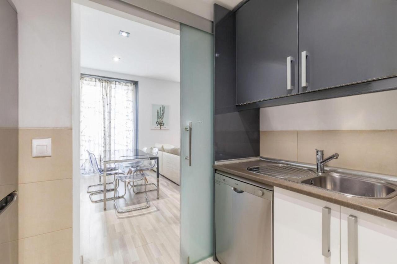 מדריד Spacious Flat Puerta Del Sol מראה חיצוני תמונה
