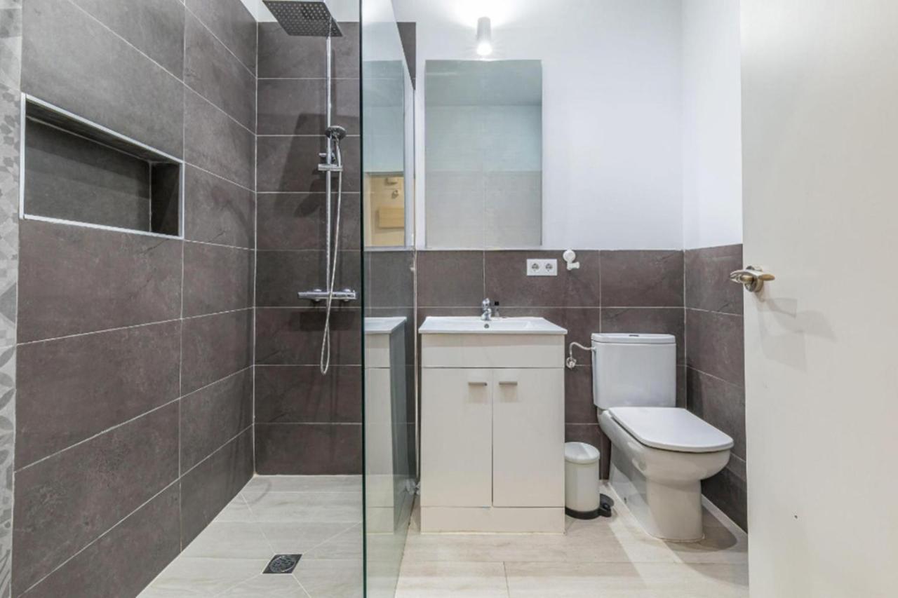 מדריד Spacious Flat Puerta Del Sol מראה חיצוני תמונה